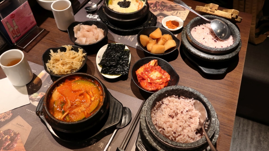 {涓豆腐}-好吃的道地韓式豆腐煲提供素食友善料理